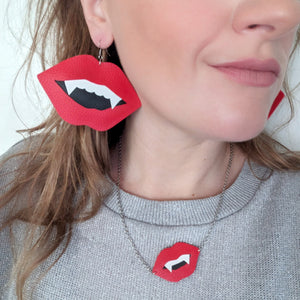 Vampire Fangs - Red Matte