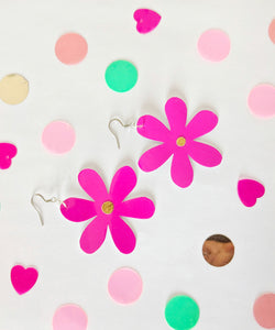 Medium Spring Flower Dangle Earrings - Patent Pink Petal