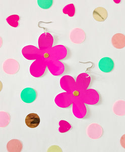 Medium Spring Flower Dangle Earrings - Patent Pink Petal