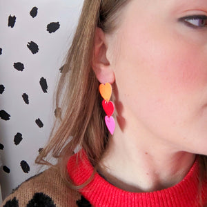 Heart On The Line - Chain Of Heart Earrings - Orange Red and Pink