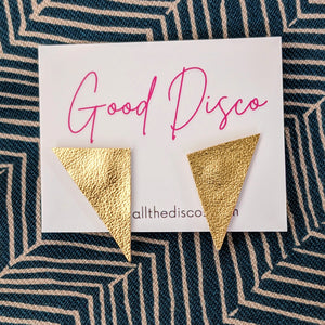 Good Disco Short Triangle Stud Earrings - Gold Metallic
